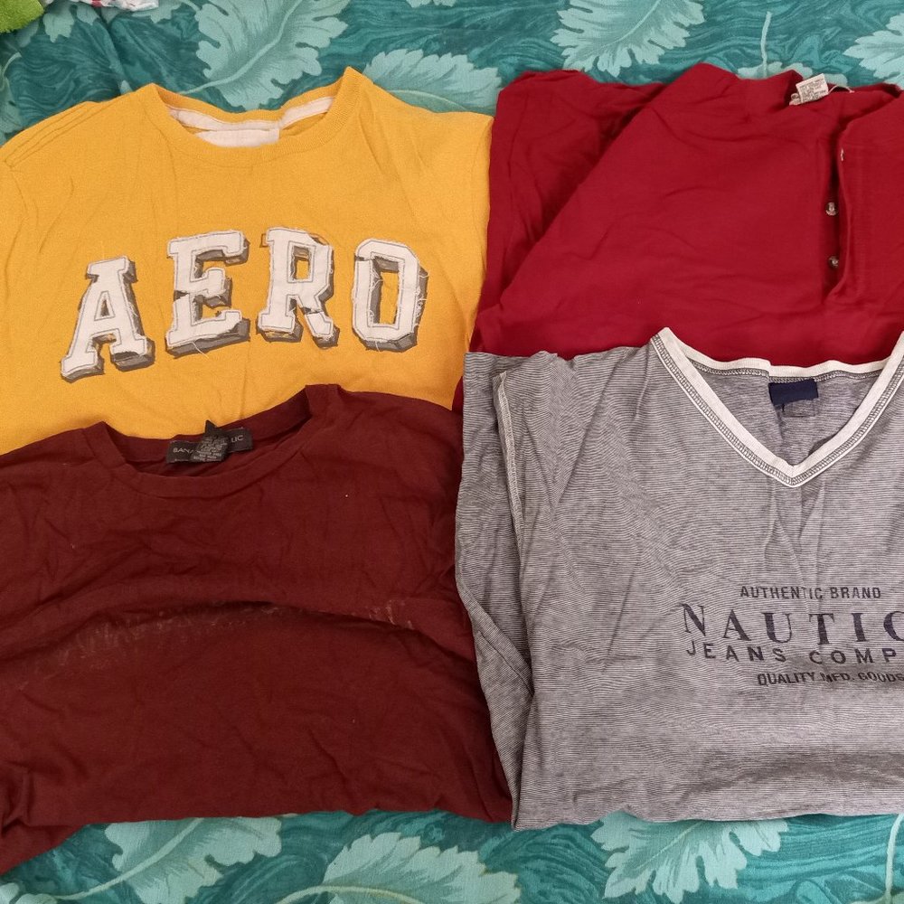 T-Shirt Bundle - 4 tee's Nautica, Aero, Banana Republic Size L